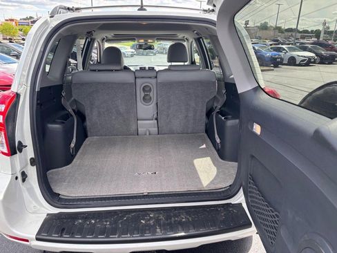Used 2010 Toyota RAV4 Limited AWD/4WD image 8