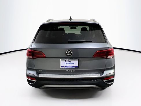 Used 2022 Volkswagen Taos SE FWD image 6