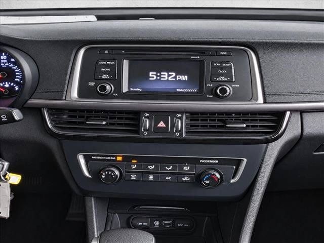Used 2017 Kia Optima LX w/ Option Group 014 FWD image 27