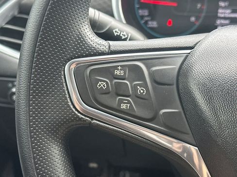 Used 2020 Chevrolet Malibu LT FWD image 25