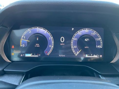 Used 2025 Jeep Grand Cherokee L Limited AWD/4WD image 18