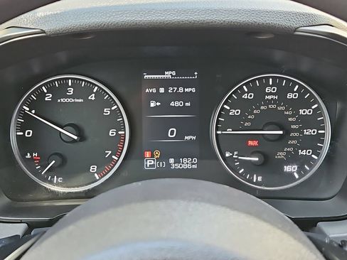 Used 2025 Subaru Crosstrek 2.5i Premium AWD/4WD image 16
