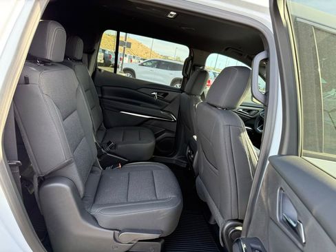 New 2026 Chevrolet Traverse LT w/ Driver Confidence Package image 15