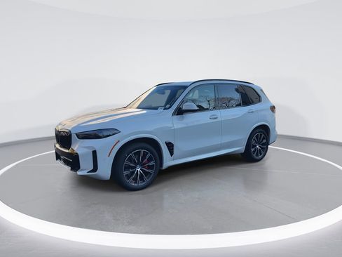 New 2026 BMW X5 xDrive40i w/ M Sport Package image 4