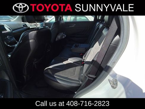 Used 2019 Ford Edge ST image 6