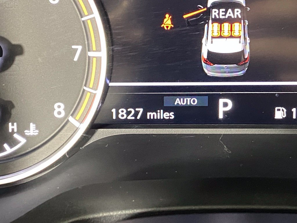 Used 2025 Nissan Rogue S AWD/4WD image 12