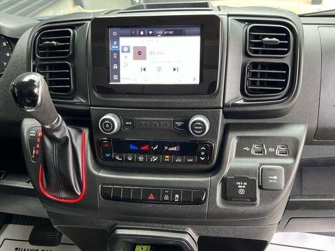 Used 2022 RAM ProMaster 2500 w/ Convenience Group image 29