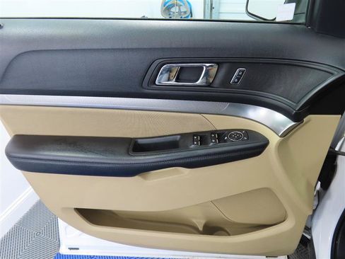 Used 2017 Ford Explorer 4WD image 14