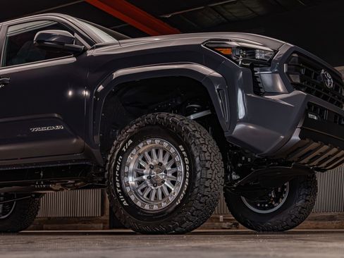 Used 2026 Toyota Tacoma SR5 image 11