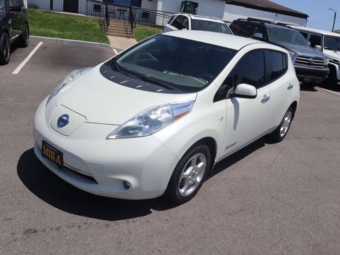 Used 2012 Nissan Leaf SL FWD image 46