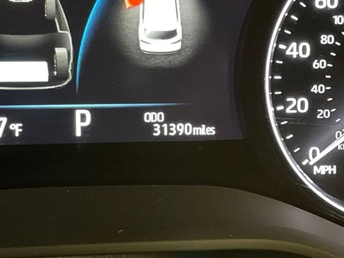 Certified 2024 Toyota Sienna Platinum image 16