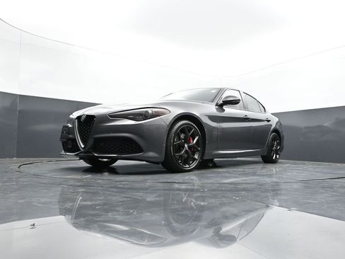 Used 2020 Alfa Romeo Giulia Ti Sport AWD/4WD image 22