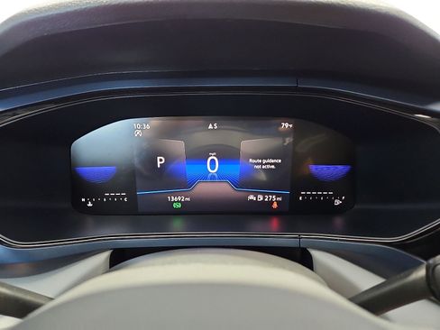 Certified 2023 Volkswagen Taos SE w/ Panoramic Sunroof Package FWD image 20