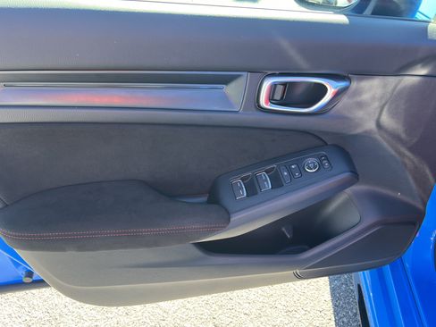 Used 2025 Honda Civic Type R image 19