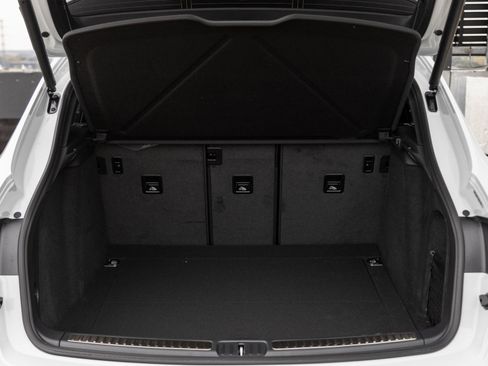 New 2026 Porsche Macan S image 29