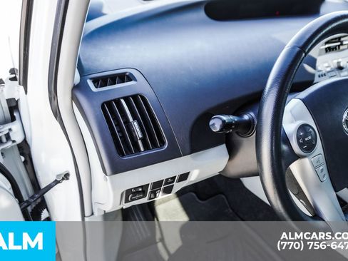 Used 2013 Toyota Prius One image 39