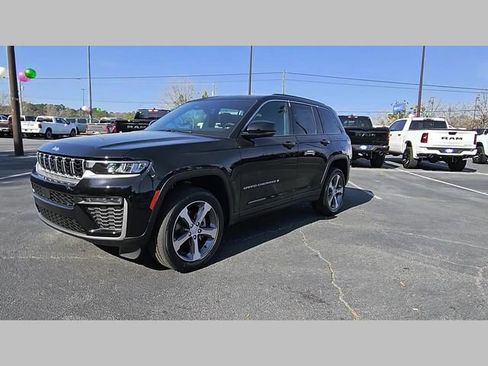 New 2026 Jeep Grand Cherokee Limited image 23