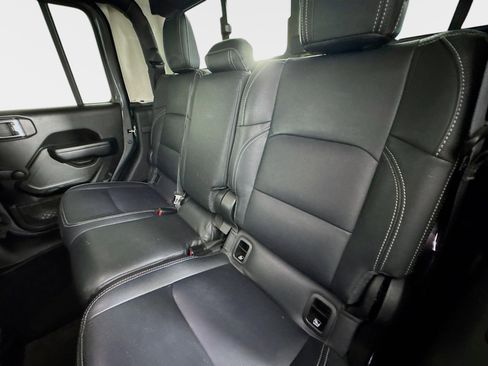 Used 2020 Jeep Gladiator Sport w/ Trailer Tow Package image 20