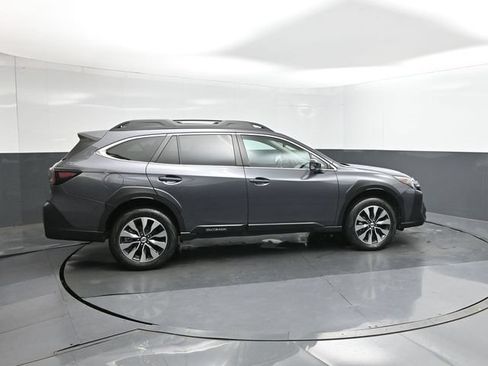Used 2024 Subaru Outback Limited AWD/4WD image 11