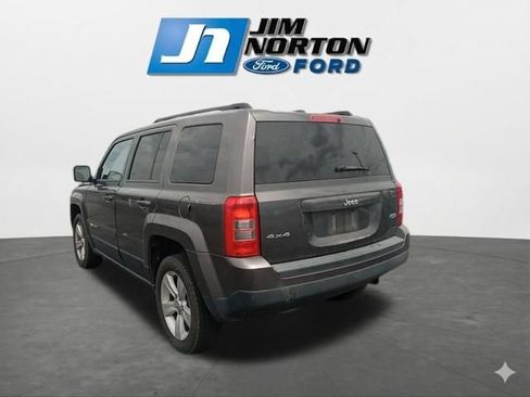 Used 2014 Jeep Patriot Latitude w/ Sun/Sound Group AWD/4WD image 7