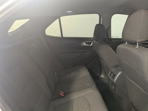 Used 2021 Chevrolet Equinox LT image 22