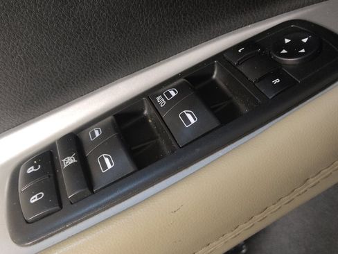 Used 2018 Dodge Journey SE w/ Connectivity Group image 27