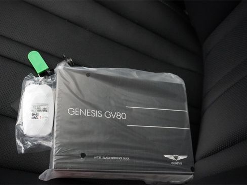 Certified 2025 Genesis GV80 2.5T Select AWD/4WD image 24