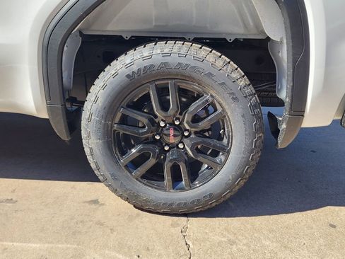 New 2026 GMC Sierra 1500 Elevation image 50