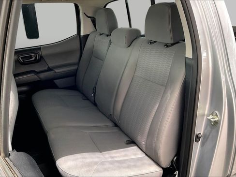 Used 2018 Toyota Tacoma SR w/ SR Convenience Package RWD image 21