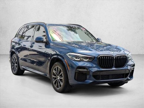 Used 2023 BMW X5 xDrive40i w/ M Sport Package AWD/4WD image 3