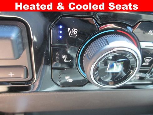 Used 2025 Chevrolet Silverado 1500 LTZ w/ LTZ Premium Package AWD/4WD image 20