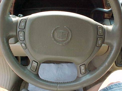 Used 2005 Cadillac De Ville FWD image 26