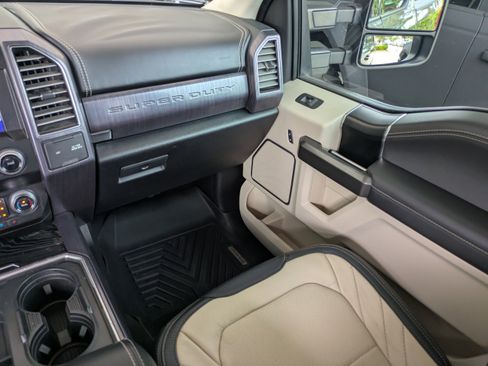 Used 2021 Ford F350 Limited w/ FX4 Off-Road Package AWD/4WD image 18