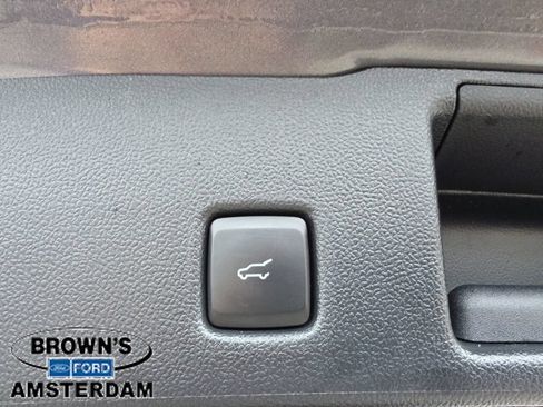 Used 2023 Ford Escape Active w/ Tech Pack #2 AWD/4WD image 11