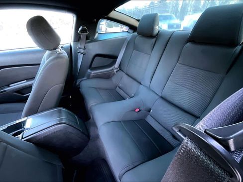 Used 2014 Ford Mustang GT image 19