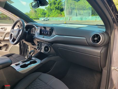 Certified 2021 Chevrolet Blazer LT AWD/4WD image 26
