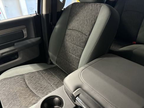 Used 2020 RAM 1500 Classic Warlock w/ Electronics Group image 18