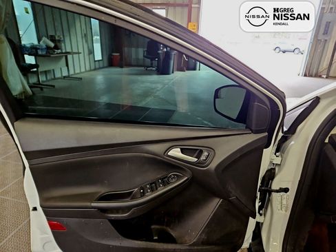 Used 2018 Ford Focus SE image 14
