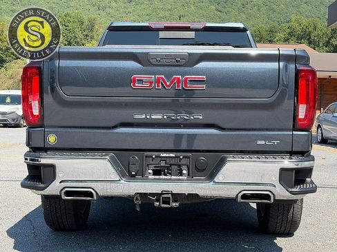 Used 2022 GMC Sierra 1500 SLT w/ SLT Premium Plus Package AWD/4WD image 5