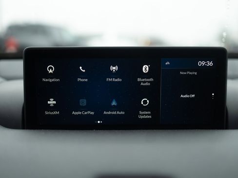 Used 2023 Acura TLX w/ Technology Package image 7