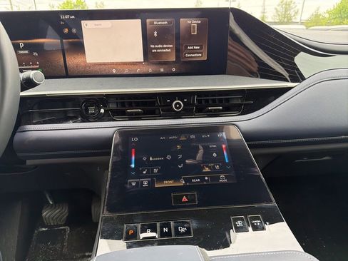 Used 2026 INFINITI QX80 4WD w/ Sport Exterior Package image 12