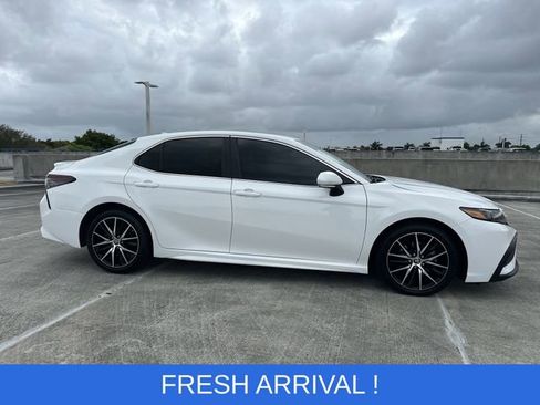 Used 2023 Toyota Camry SE image 20