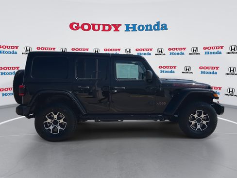 Used 2021 Jeep Wrangler Unlimited Rubicon AWD/4WD image 9