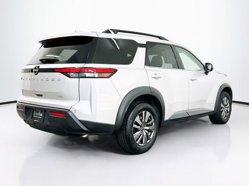Used 2025 Nissan Pathfinder SV AWD/4WD image 9