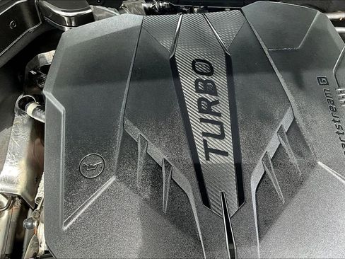 Used 2025 Genesis G70 2.5T RWD image 32