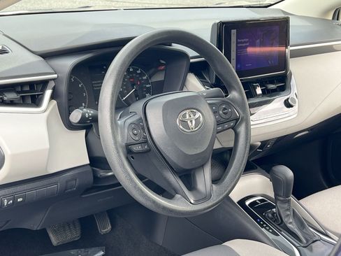 Used 2024 Toyota Corolla LE FWD image 15