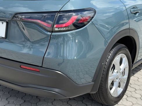 Used 2025 Honda HR-V LX image 15