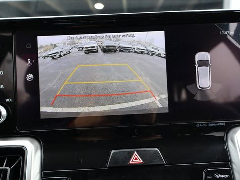 Certified 2022 Kia Sorento S w/ Panoramic Sunroof Package image 17