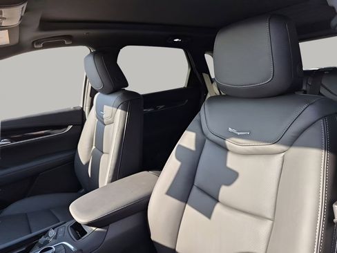 New 2026 Cadillac XT5 Premium Luxury w/ Driver Assist Package AWD/4WD image 32