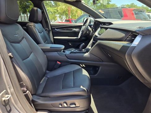 Used 2021 Cadillac XT5 Premium Luxury FWD image 19